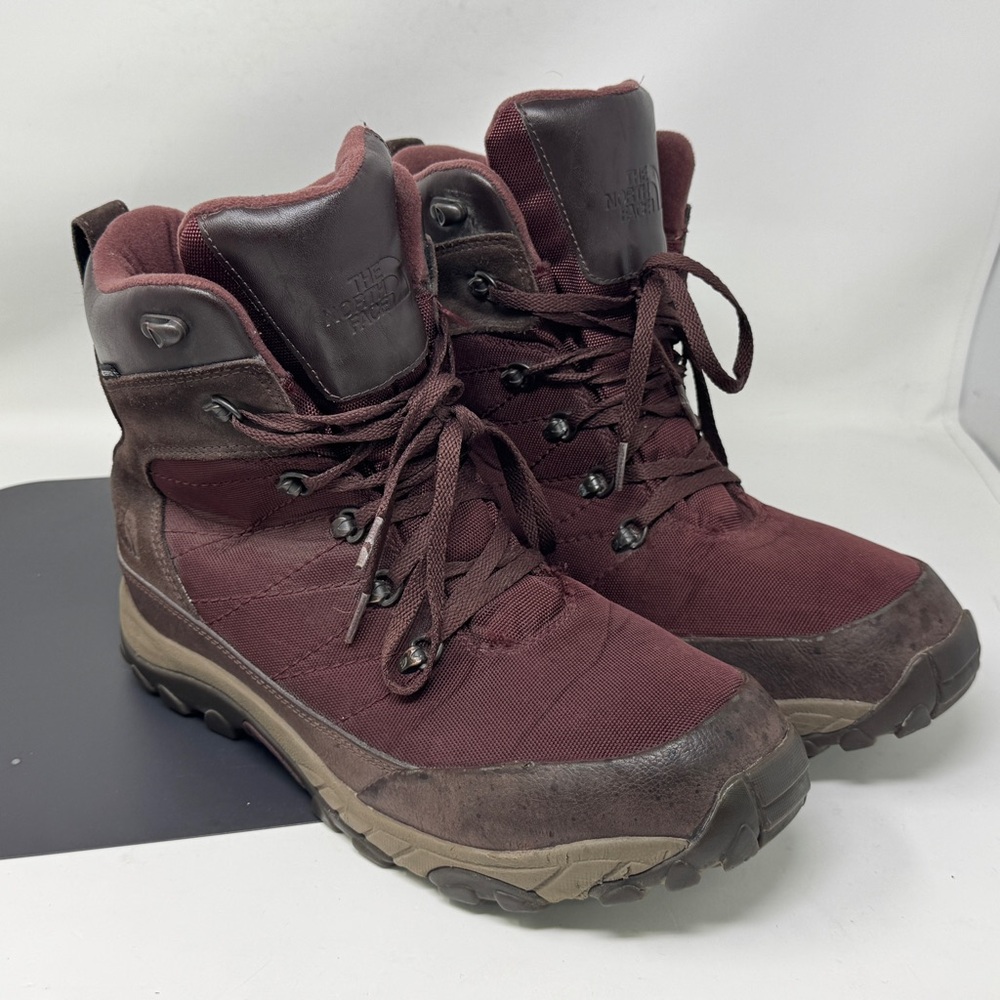 North Face Waterproof Hiking Burgundy Warm, Winter, Snow, or rain Boots sz 11.5